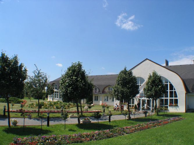 Ovit Hotel 3*